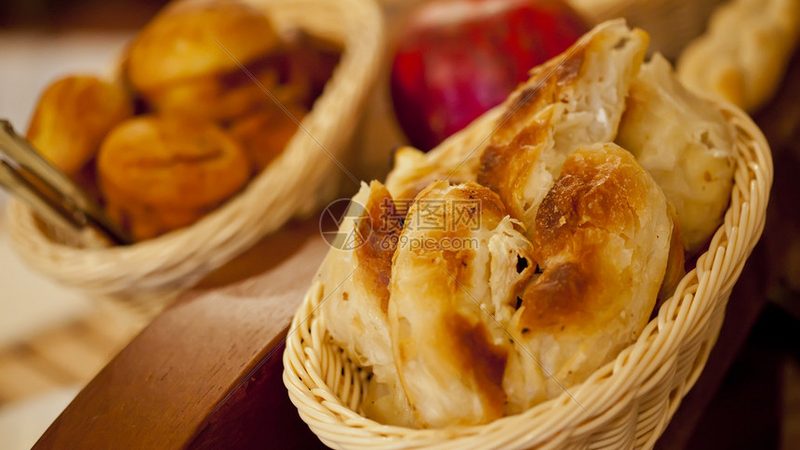 休闲食品价格之谜：一斤多少，揭秘其背后的秘密