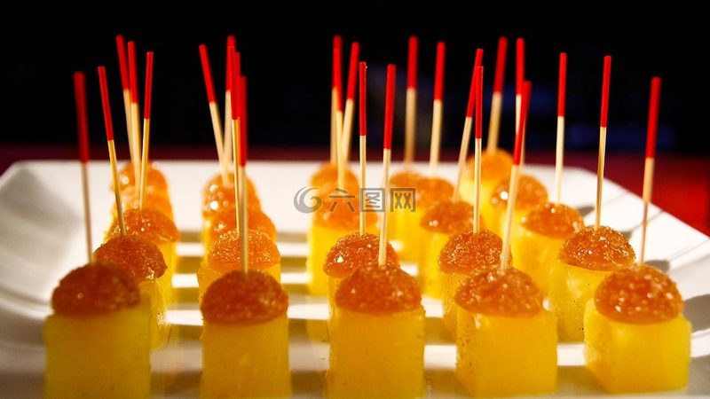 婚礼糖果礼盒代理加盟：揭秘行业趋势与加盟要点